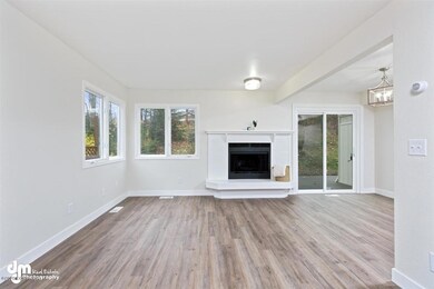 50-Living Room Unit A MS_4389