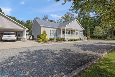 3610 N River Rd, Cardinal, VA 23025 - photo 5