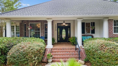 Property entrance with a porch