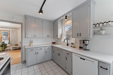 6112 10th Ave S, Minneapolis, MN 55417 - photo 7