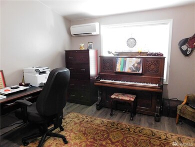 13113 Marksman St SW, Olympia, WA 98512 - photo 5