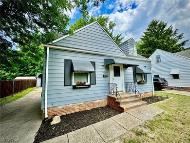 16613 Raymond St, Maple Heights, OH 44137 - photo 2