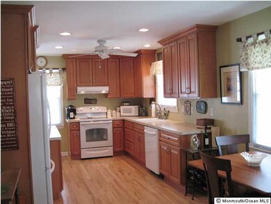 10 Farmer Dr, Allentown, NJ 08501 - photo 7