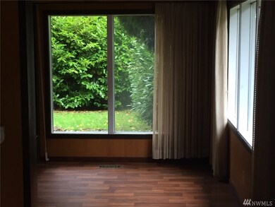 410 W Bluff Rd, Point Roberts, WA 98281 - photo 2