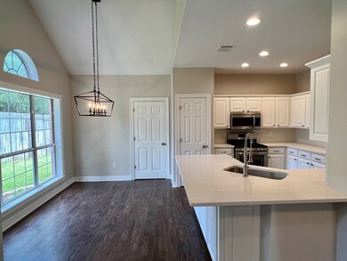 137 Browning Place, Lufkin, TX 75904 - photo 6