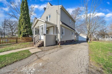 04-1038-McCullough-St-WindowStill-Real-E