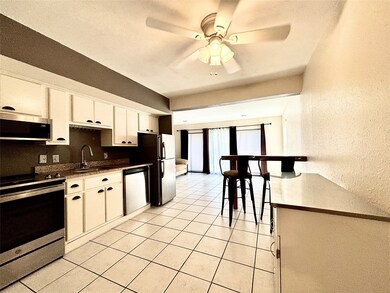 This condo has all you need!