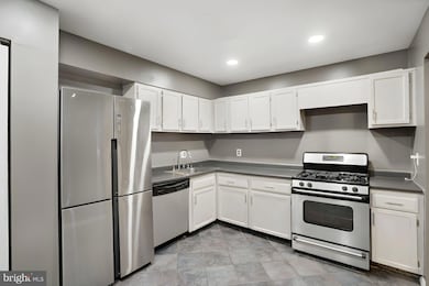 7900 Inverton Rd unit 3, Annandale, VA 22003 - photo 4