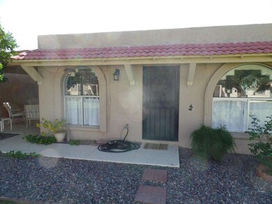 2125 N Recker (4)
