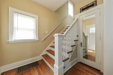 404 Crescent St, Wheaton, IL 60187 - photo 3