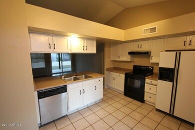 19007 N 12th Kitchen