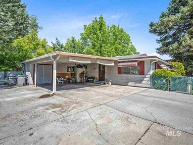 3401 N 36th St, Boise, ID 83703 - photo 4