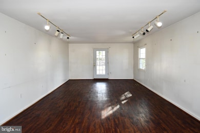 6 Beechvue Ct, Silver Spring, MD 20906 - photo 6