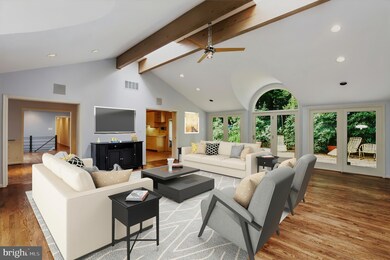 7916 Robison Rd, Bethesda, MD 20817 - photo 3