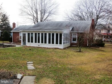 209 Penn Ave, Souderton, PA 18964 - photo 3