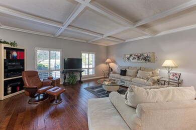 003_Living Room