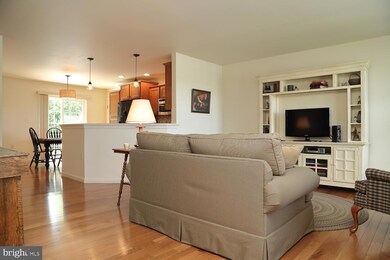 206 Fallowfield Dr, Leola, PA 17540 - photo 2