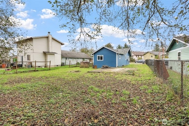 325 E Perry St, Aberdeen, WA 98520 - photo 4