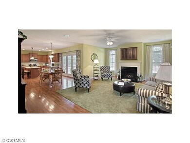 Den/Family/Great Room - Similar to subject propert