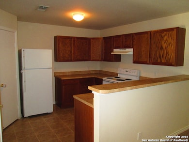 10003 Vasso View unit 4, Converse, TX 78109 - photo 5