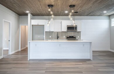 68 Thomas St, Fall River, MA 02723 - photo 4