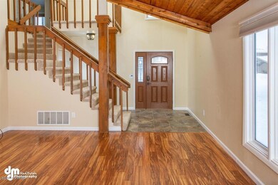 04-Living Room_DMD_7239