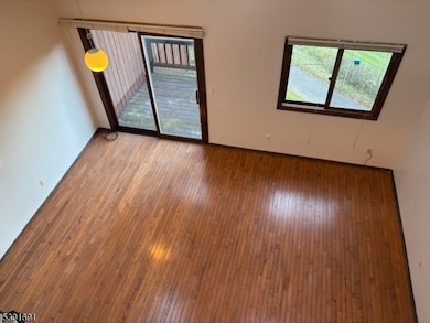 2 Falkenstein Dr unit 6, Vernon, NJ 07462 - photo 5