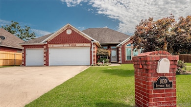 1010 E Reynolds Rd, McAlester, OK 74501 - photo 3