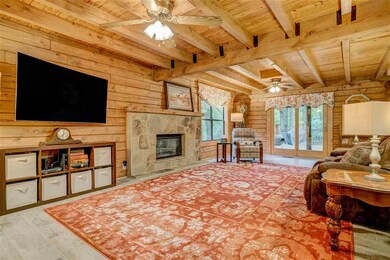 The Spacious 27x15 LIVING ROOM  features Gorgeous 