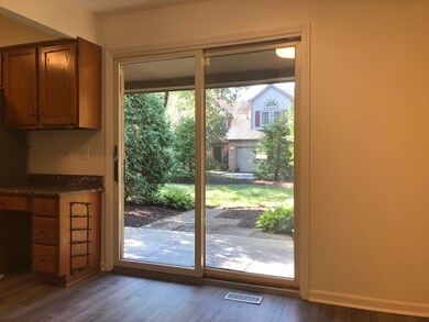 260 W Eggleston Ave unit B, Elmhurst, IL 60126 - photo 7