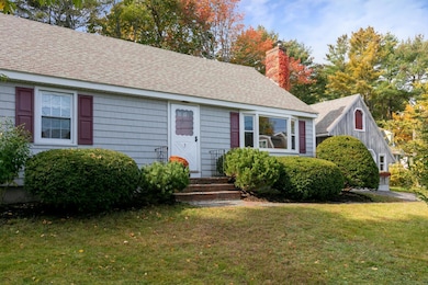 3 Crescent Rd Cape Elizabeth-large-007-0
