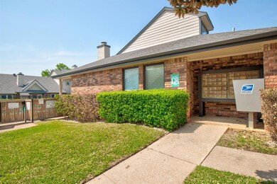 835 W Harwood Rd unit B, Hurst, TX 76054 - photo 4