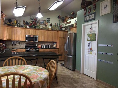 KITCHEN 2