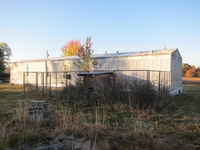 4242 Muddy Creek Mountain Rd, Alderson, WV 24910 - photo 7