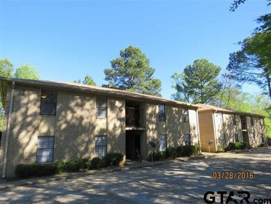 2006 Jane St, Longview, TX 75601 - photo 2