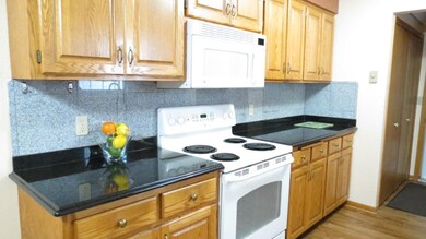 04 Granite Counter Tops