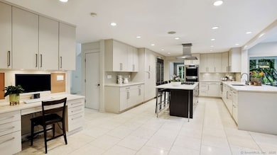 6 Nutcracker Ln, Westport, CT 06880 - photo 4