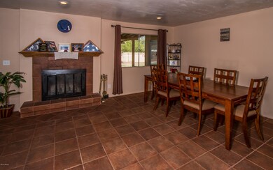 03 Kitchen Dining Rms 8937-Edit-Edit