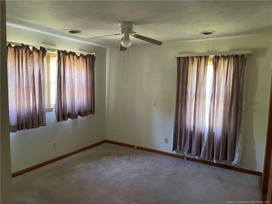 7627 Decatur Dr, Fayetteville, NC 28303 - photo 5