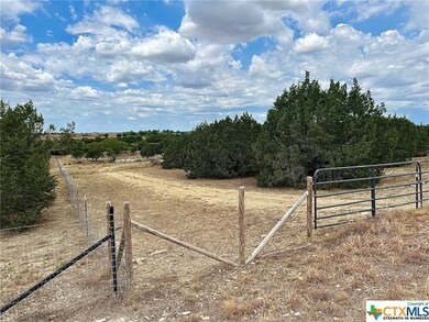 1352 Kirk Dr, Copperas Cove, TX 76522 - photo 2