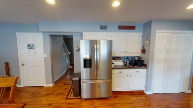 1016 Twin Oaks Dr, Toms River, NJ 08753 - photo 4