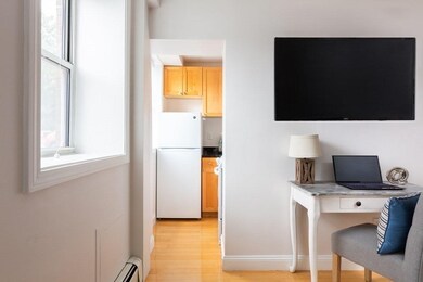 4 Arlington St unit 4, Cambridge, MA 02140 - photo 4