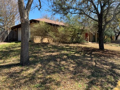 120 Guinevere Dr, Weatherford, TX 76086 - photo 3