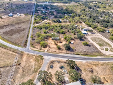 520 Fm 536, Pleasanton, TX 78064 - photo 4