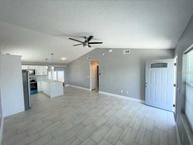 130 E 17th St unit 132, Saint Cloud, FL 34769 - photo 2