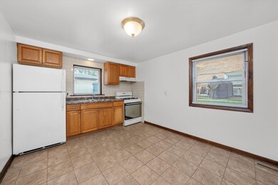 18508 Torrence Ave, Lansing, IL 60438 - photo 6