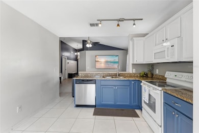 3331 Cypress Point Cir, Saint Cloud, FL 34772 - photo 7