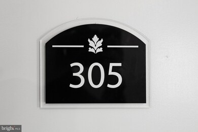 1305 30th St NW unit 305, Washington, DC 20007 - photo 4