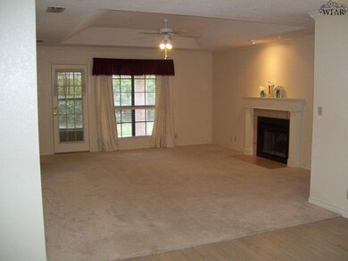 1517 Malcolm Ln, Wichita Falls, TX 76302 - photo 5