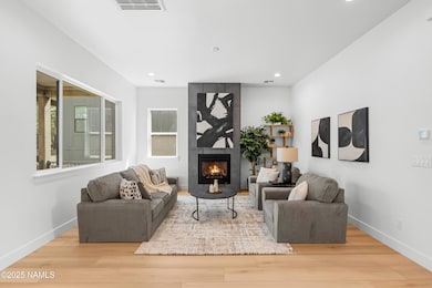 372 N Valerian Ln, Flagstaff, AZ 86004 - photo 4